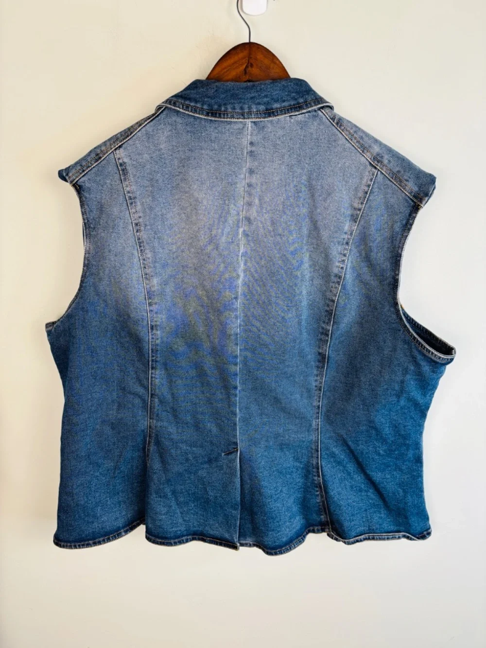 Ashley Stewart Doublebreatsed Denim Vest Size 22/24 - Picture 3 of 3